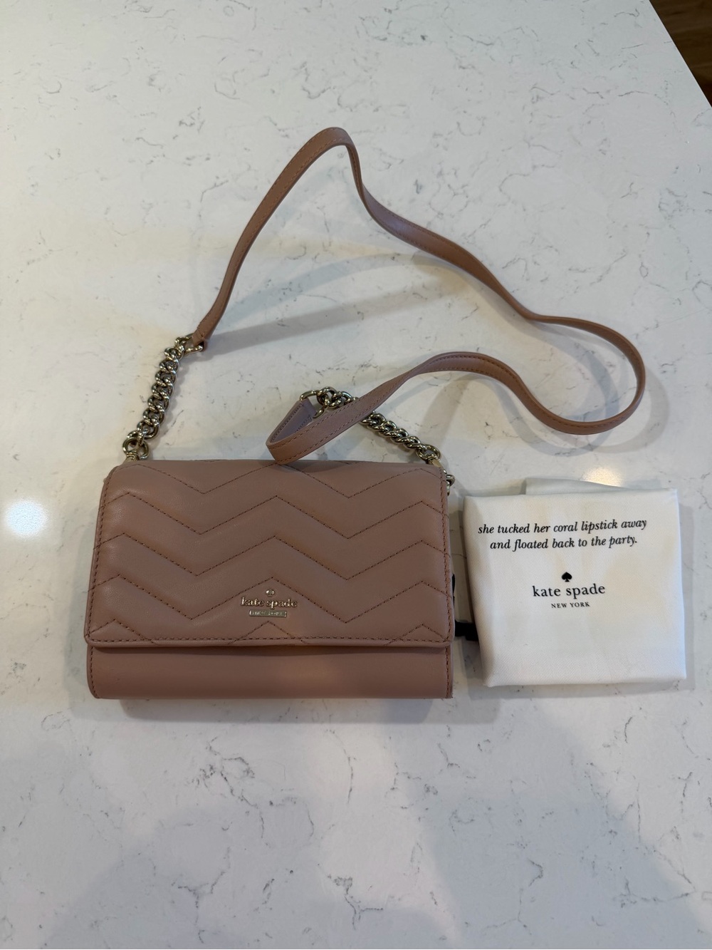 kate spade Quilted Chevron Leather Crossbody in Blush - Picture 1 of 2